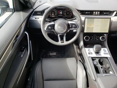 New 2026 Jaguar F-PACE R-Dynamic S image 15