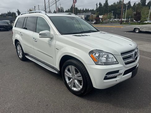 Used 2011 Mercedes-Benz GL 320 BlueTEC 4MATIC w/ Premium 2 Pkg image 11
