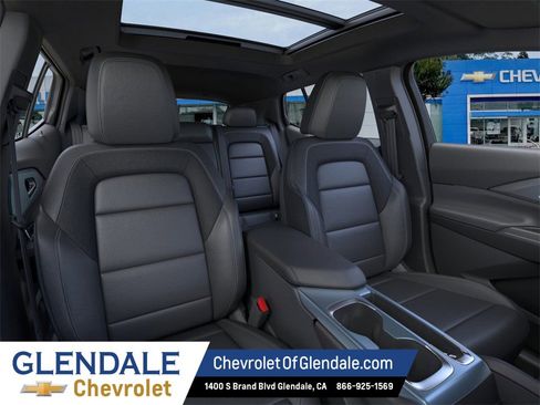 New 2026 Chevrolet Equinox EV LT image 16