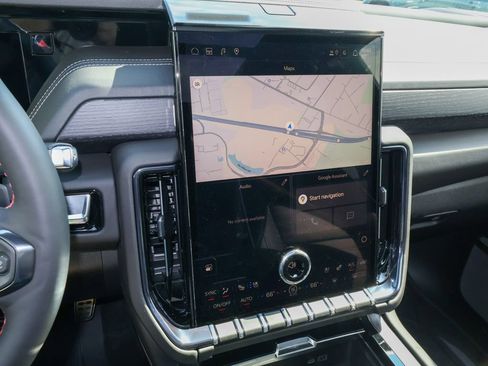 New 2026 GMC Yukon AT4 Ultimate AWD/4WD image 21