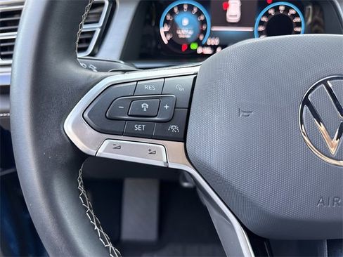 Used 2025 Volkswagen Atlas Cross Sport SE image 20