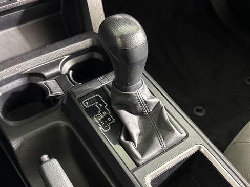 Used 2023 Toyota Tacoma SR AWD/4WD image 36