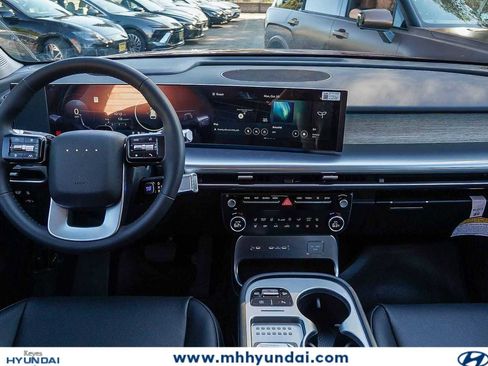 New 2026 Hyundai Ioniq 9 SEL AWD/4WD image 13