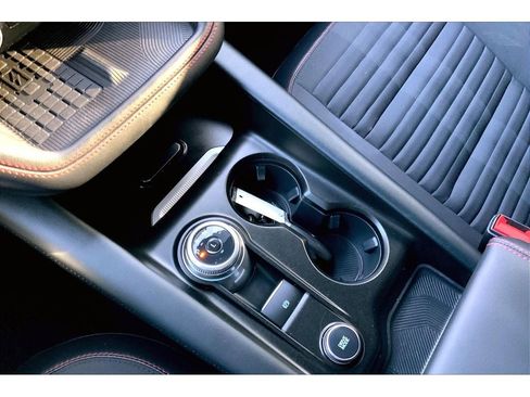 Used 2025 Ford Explorer ST-Line w/ Premium Package AWD/4WD image 19