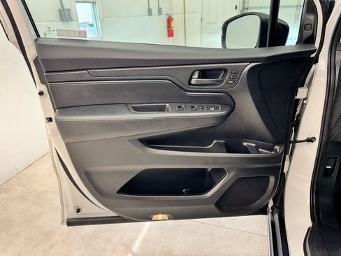Used 2024 Honda Odyssey EX-L image 10