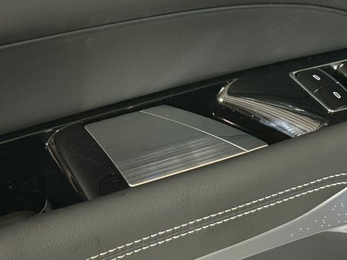 New 2026 Cadillac Lyriq V image 21