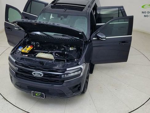 Used 2023 Ford Expedition Limited RWD image 84