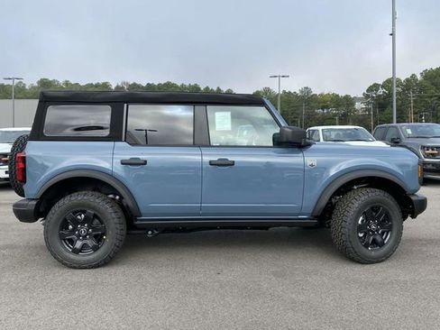 New 2025 Ford Bronco Big Bend w/ Black Diamond Package AWD/4WD image 2