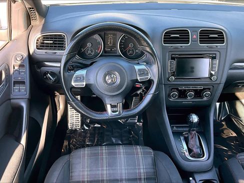 Used 2013 Volkswagen GTI 4-Door image 6