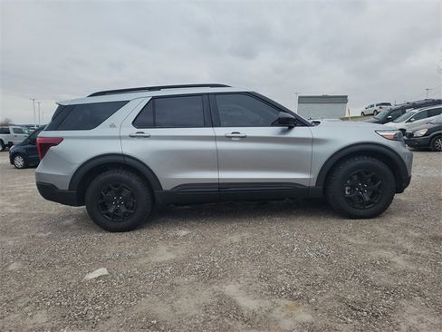Used 2022 Ford Explorer Timberline image 3