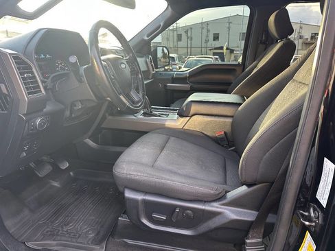 Used 2019 Ford F150 XLT w/ Equipment Group 302A Luxury AWD/4WD image 11