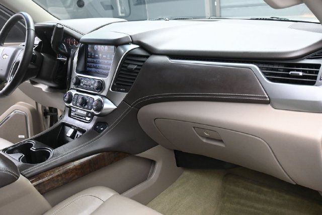 Used 2016 Chevrolet Tahoe LT w/ Luxury Package AWD/4WD image 36
