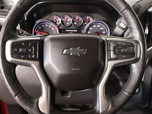 Used 2021 Chevrolet Silverado 1500 LT Trail Boss w/ Convenience Package II AWD/4WD image 3