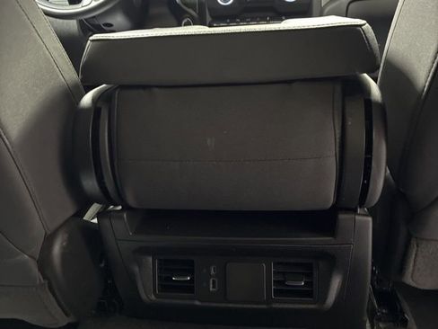 Used 2025 Chevrolet Silverado 2500 Custom w/ Custom Value Package image 24