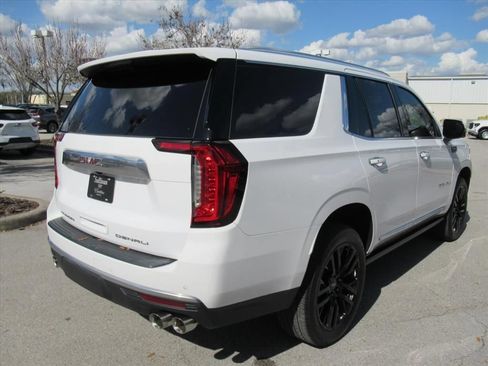 Used 2024 GMC Yukon Denali AWD/4WD image 7