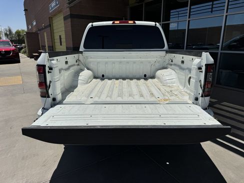 Used 2024 Nissan Frontier Pro-X w/ Technology Package image 40