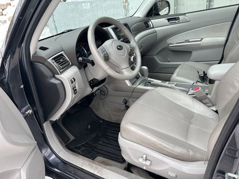 Used 2010 Subaru Forester 2.5X Limited image 11