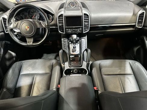 Used 2014 Porsche Cayenne AWD/4WD image 22