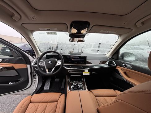 New 2026 BMW X7 xDrive40i image 16