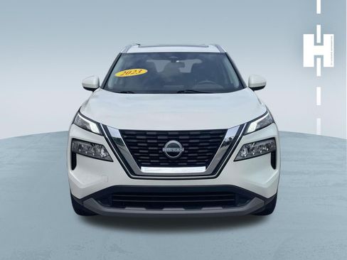 Used 2023 Nissan Rogue SV w/ SV Premium B Package FWD image 2
