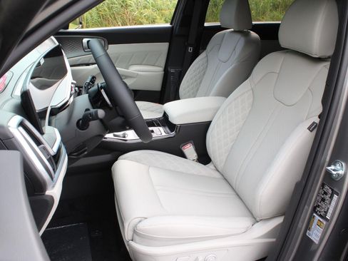 New 2026 Kia Sorento SX Prestige AWD/4WD image 16