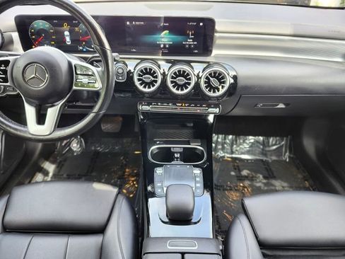 Used 2022 Mercedes-Benz CLA 250 4MATIC image 14