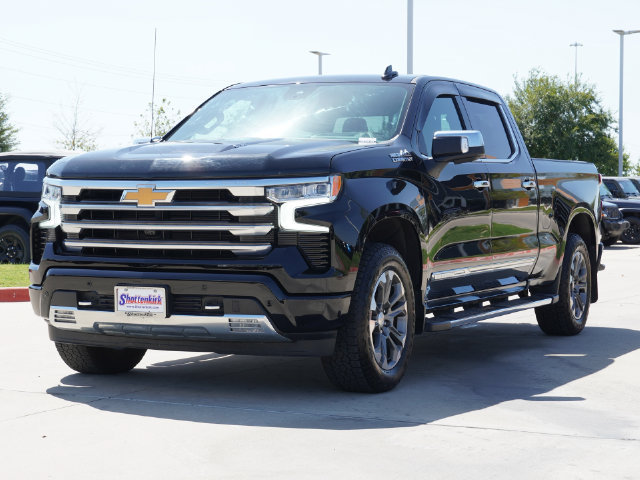 Used 2024 Chevrolet Silverado 1500 High Country w/ Technology Package AWD/4WD image 7