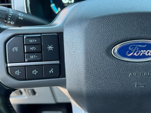 Used 2021 Ford F150 Lariat w/ Equipment Group 501A Mid AWD/4WD image 28