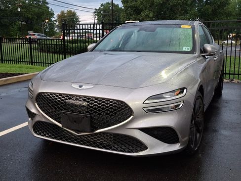 Used 2023 Genesis G70 3.3T w/ Sport Prestige Package AWD/4WD image 4