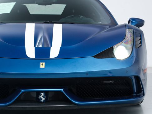 Certified 2015 Ferrari 458 Speciale Coupe image 13