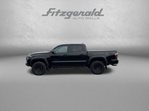 Used 2023 Toyota Tacoma TRD Pro AWD/4WD image 5