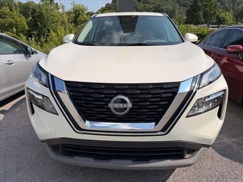Used 2023 Nissan Rogue SV AWD/4WD image 8