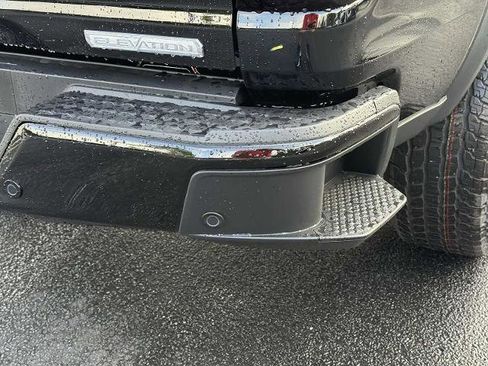 New 2026 GMC Canyon Elevation w/ Convenience Package image 28