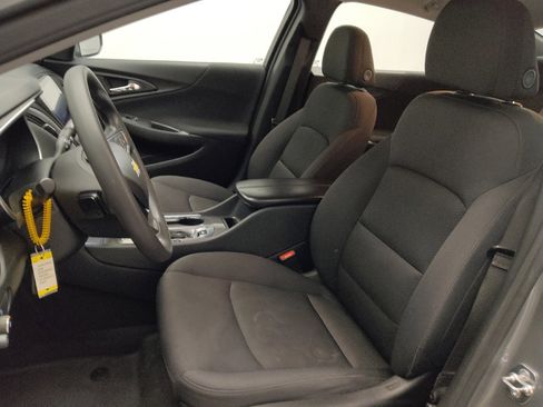 Used 2025 Chevrolet Malibu LT FWD image 17
