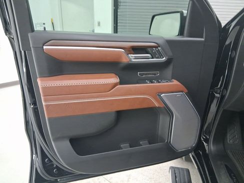 Used 2024 GMC Sierra 1500 Denali Ultimate image 21