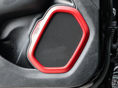 Used 2023 Jeep Renegade Trailhawk image 44