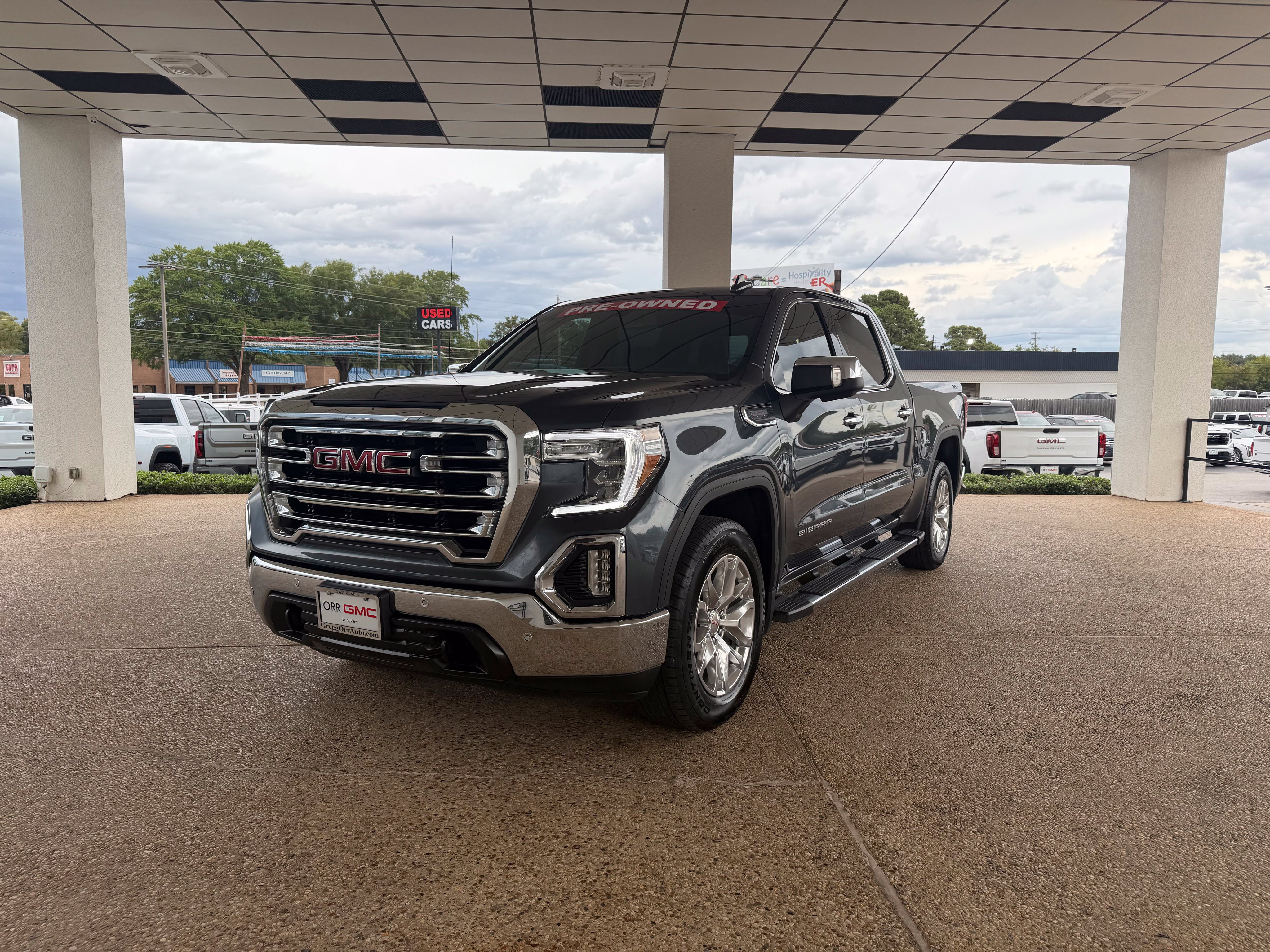 Used 2021 GMC Sierra 1500 SLT AWD/4WD image 2