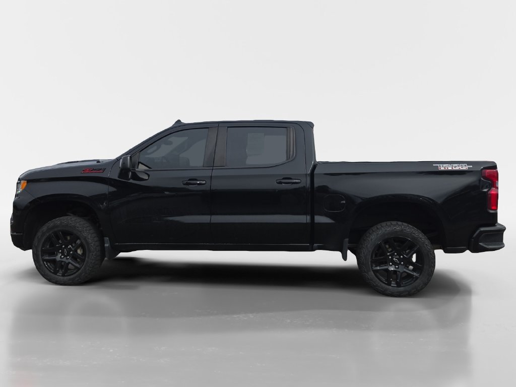 Used 2024 Chevrolet Silverado 1500 LT Trail Boss w/ LT Trail Boss Premium Package AWD/4WD image 2