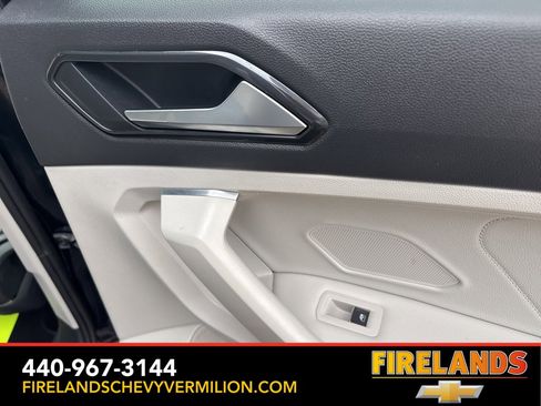Used 2023 Volkswagen Tiguan SE R-Line image 34