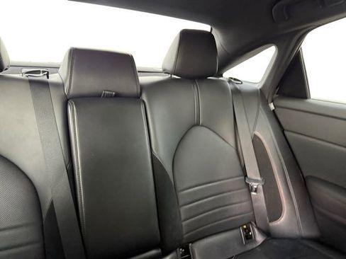 Used 2020 Toyota Avalon XSE image 25
