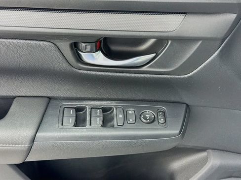 Certified 2025 Honda CR-V EX image 17
