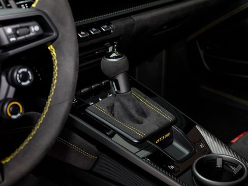 Used 2025 Porsche 911 GT3 RS image 52