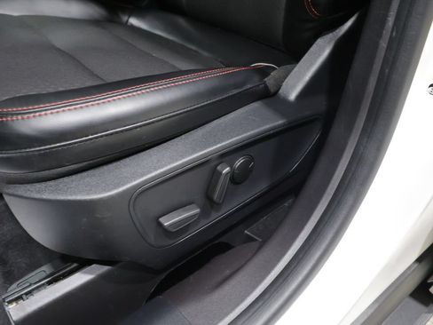 Used 2024 Ford Escape ST-Line w/ Tech Pack #1 AWD/4WD image 12