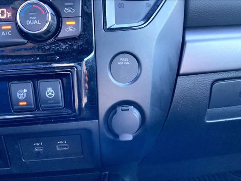 Used 2021 Nissan Titan PRO-4X w/ Pro-4x Convenience Package AWD/4WD image 35