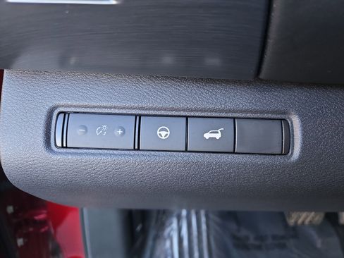 Used 2023 Nissan Pathfinder SL w/ SL Premium Package image 16