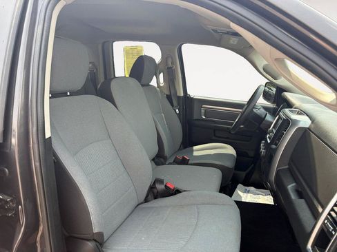 Used 2024 RAM 1500 Classic SLT AWD/4WD image 15