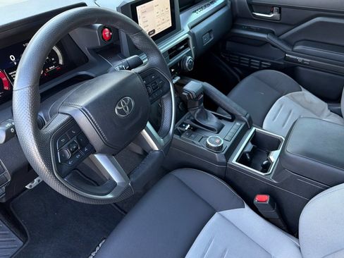 Used 2024 Toyota Tacoma TRD Sport RWD image 12