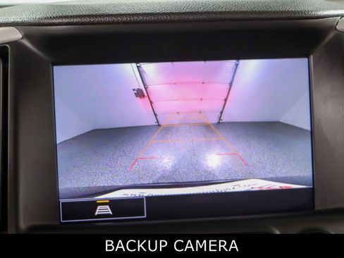 Used 2023 GMC Terrain SLT w/ Elevation Edition FWD image 18
