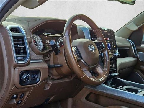 Used 2021 RAM 1500 Limited AWD/4WD image 7