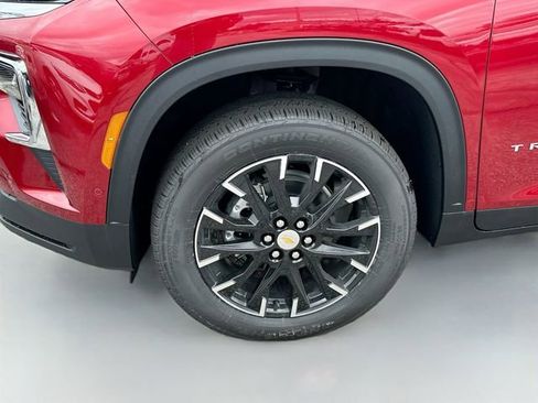 New 2025 Chevrolet Traverse LT w/ Enhanced Driving Package image 33